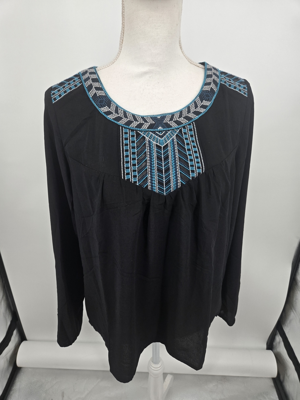 Under Skies Black LS Top with Teal Embroidered Yoke Medium NWT